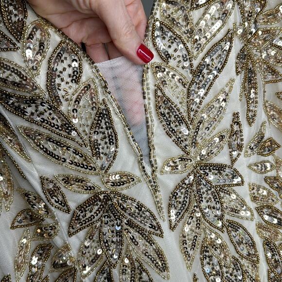 NWT MAC DUGGAL Nude Gold Beaded Embellished Leaf Evening Gown Women’s - Picture 6 of 16